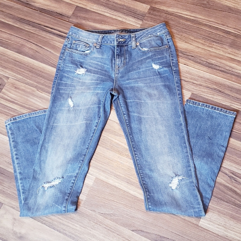 STRAIGHT CUT DISTRESS LONDON JEANS